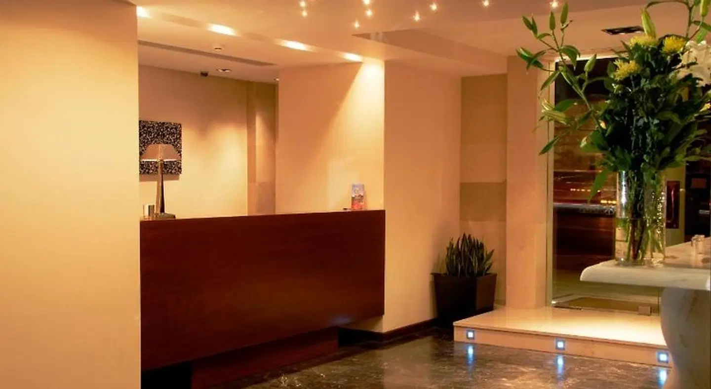 Athens Gate LOUNGE_LOBBY