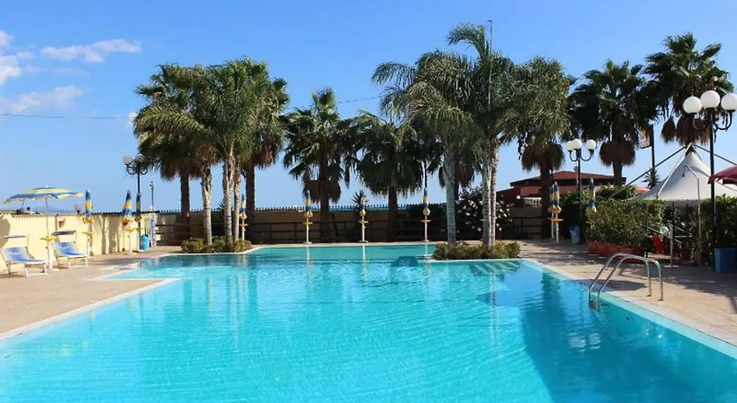 Case Vacanze Ancora OUTDOOR_POOL
