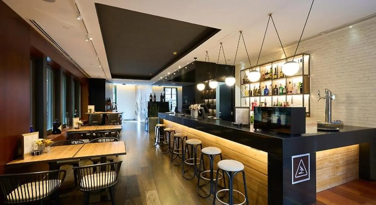 Catalonia Catedral Bar