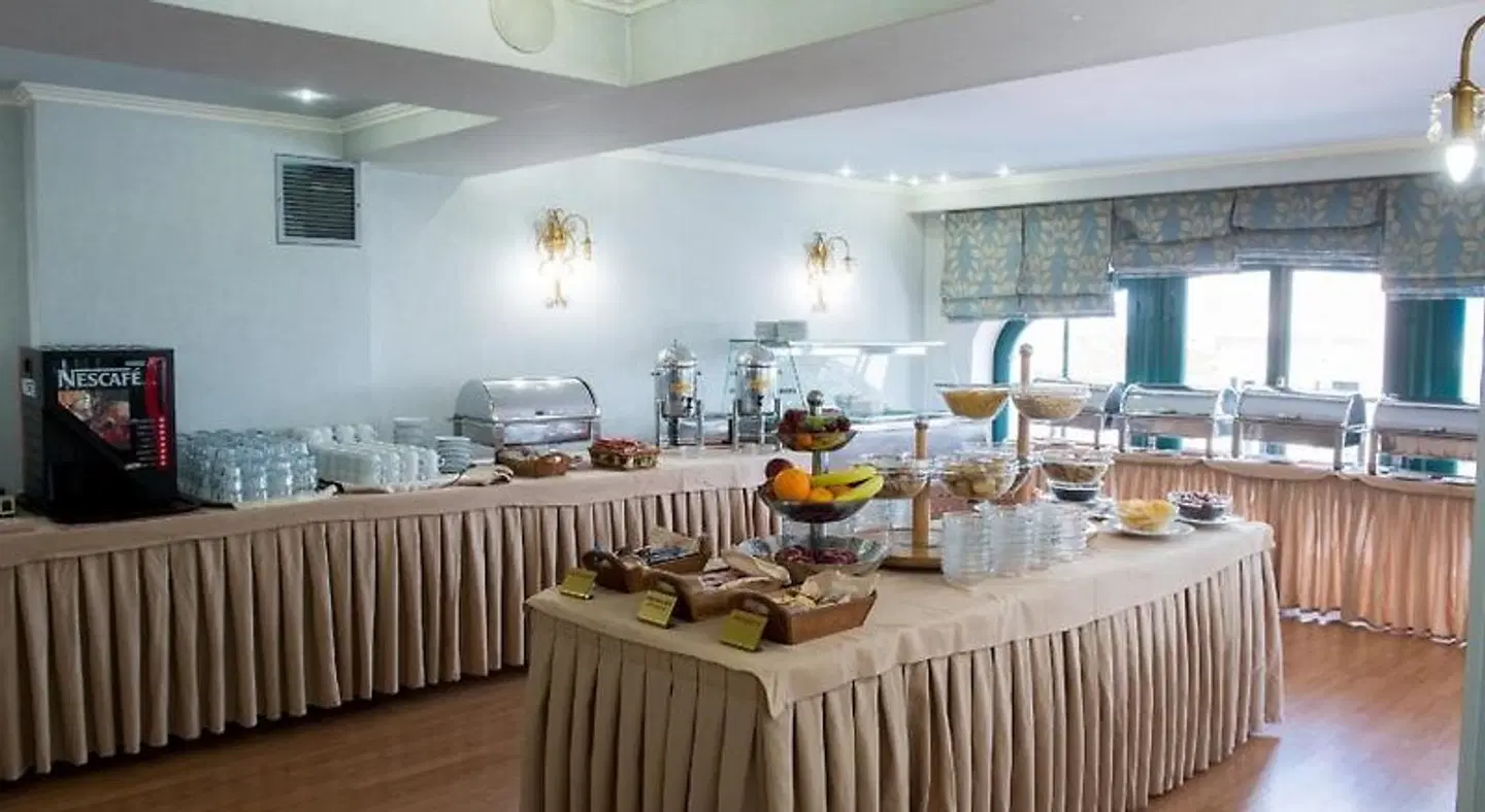 Delphi Art Hotel Restaurant