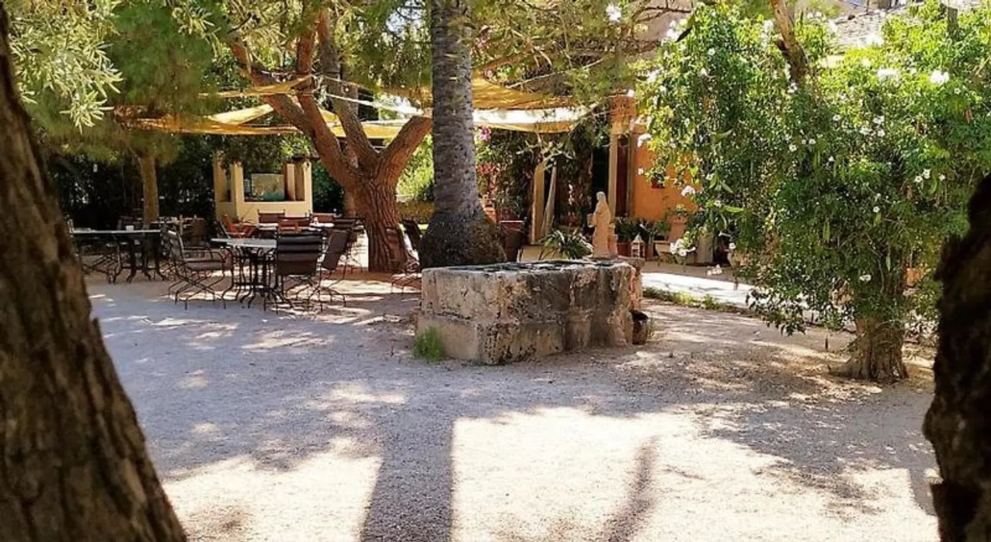 Petit Hotel Es figueral Terrasse