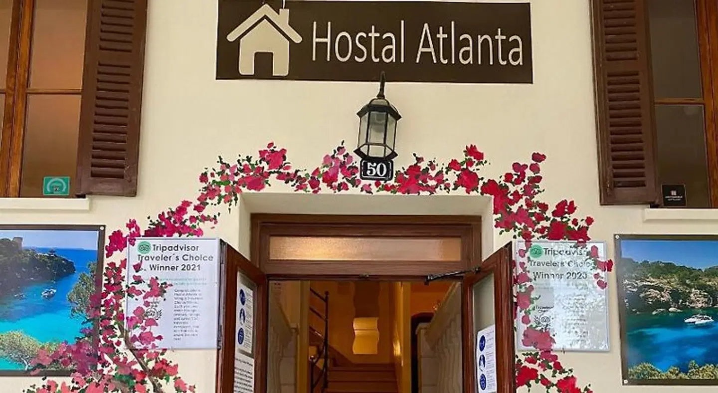 Hostal Atlanta EXTERIOR