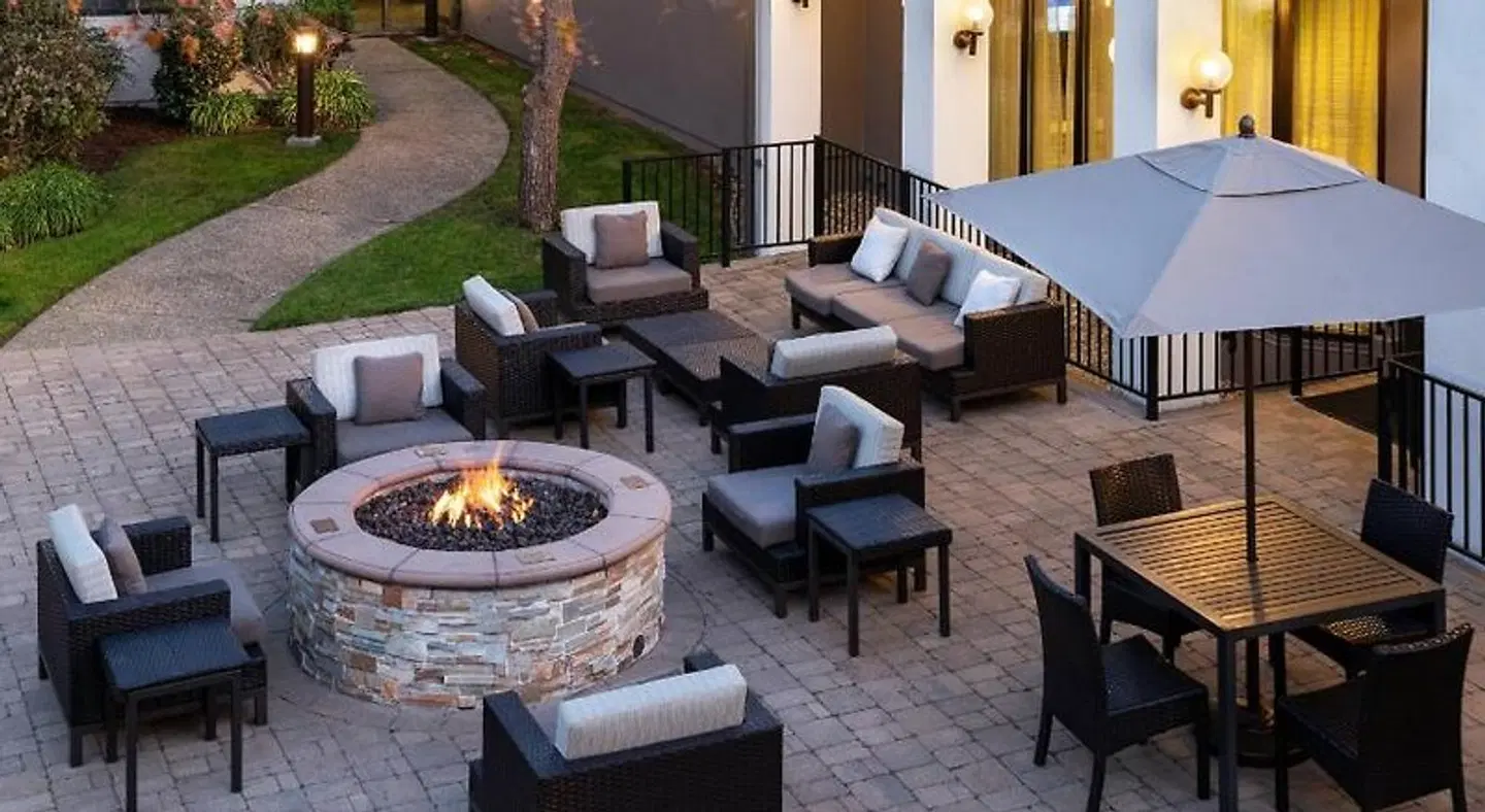 Courtyard by Marriott San Francisco Airport LOUNGE_LOBBY