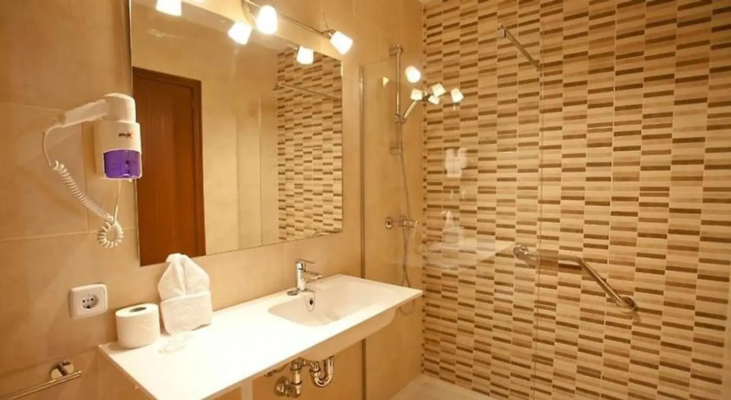 Apartamentos Cristina Badezimmer
