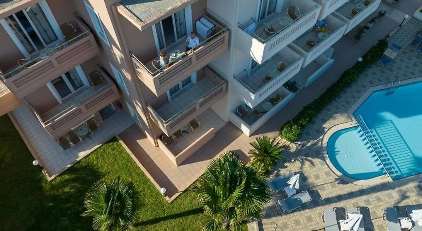 Dias Hotel Apartments EXTERIOR