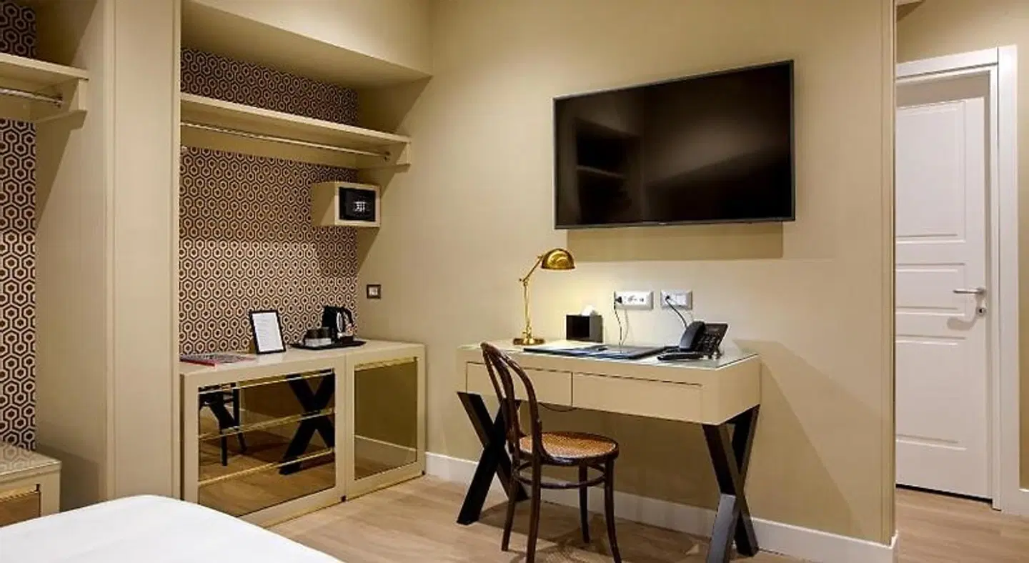 Caruso Place Boutique & Wellness Suites ROOM_EXAMPLE