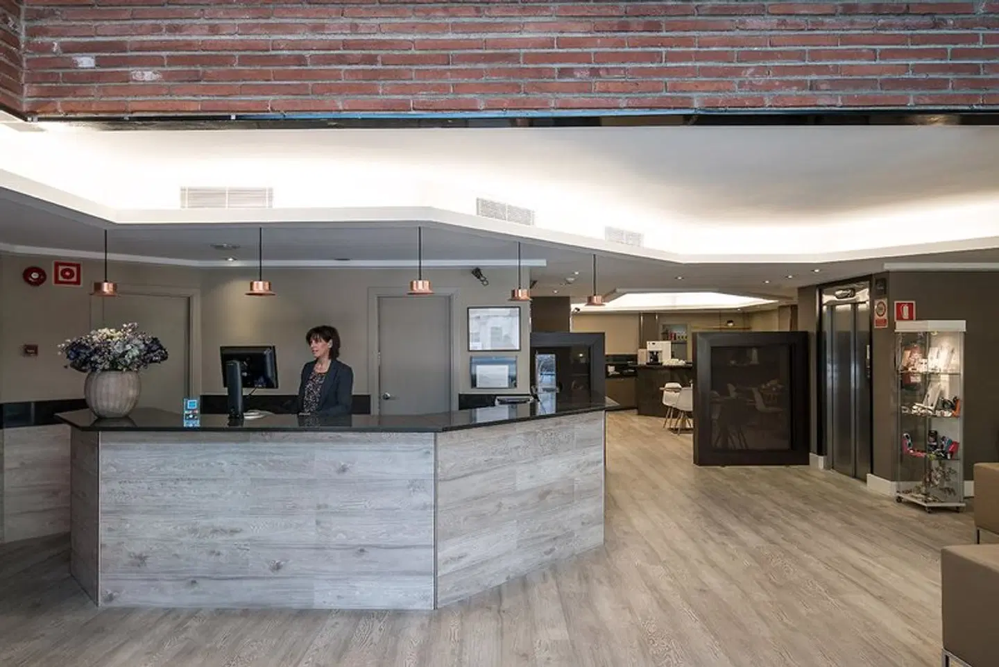 Catalonia Albeniz LOUNGE_LOBBY