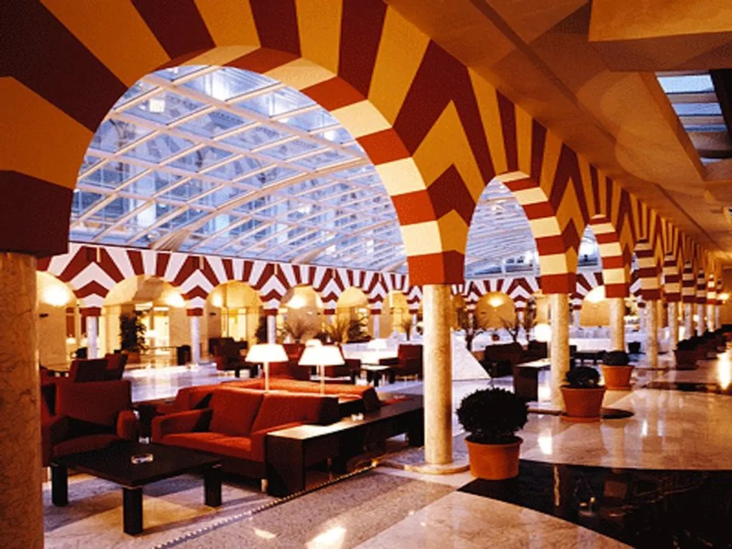 Silken Al-Andalus Palace Bar