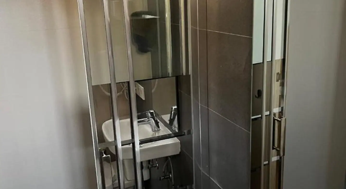 Hostal Alcina Badezimmer