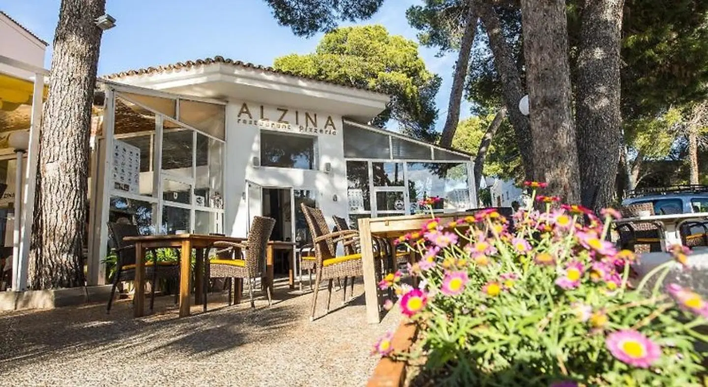 Hostal Alcina EXTERIOR