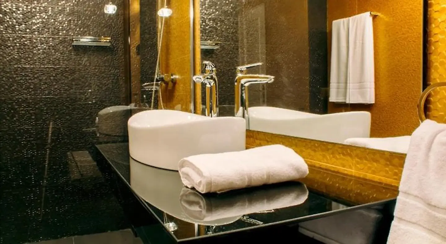 Santa Cruz Apartments Badezimmer