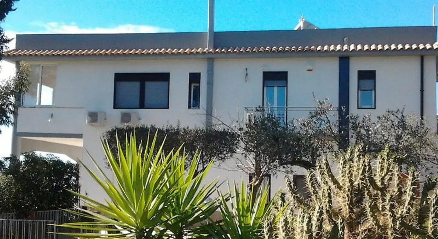 Maison Blanche EXTERIOR