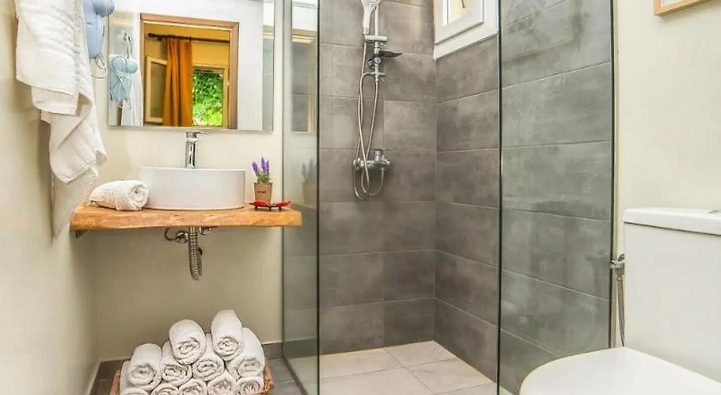 Sunset Apartments Badezimmer