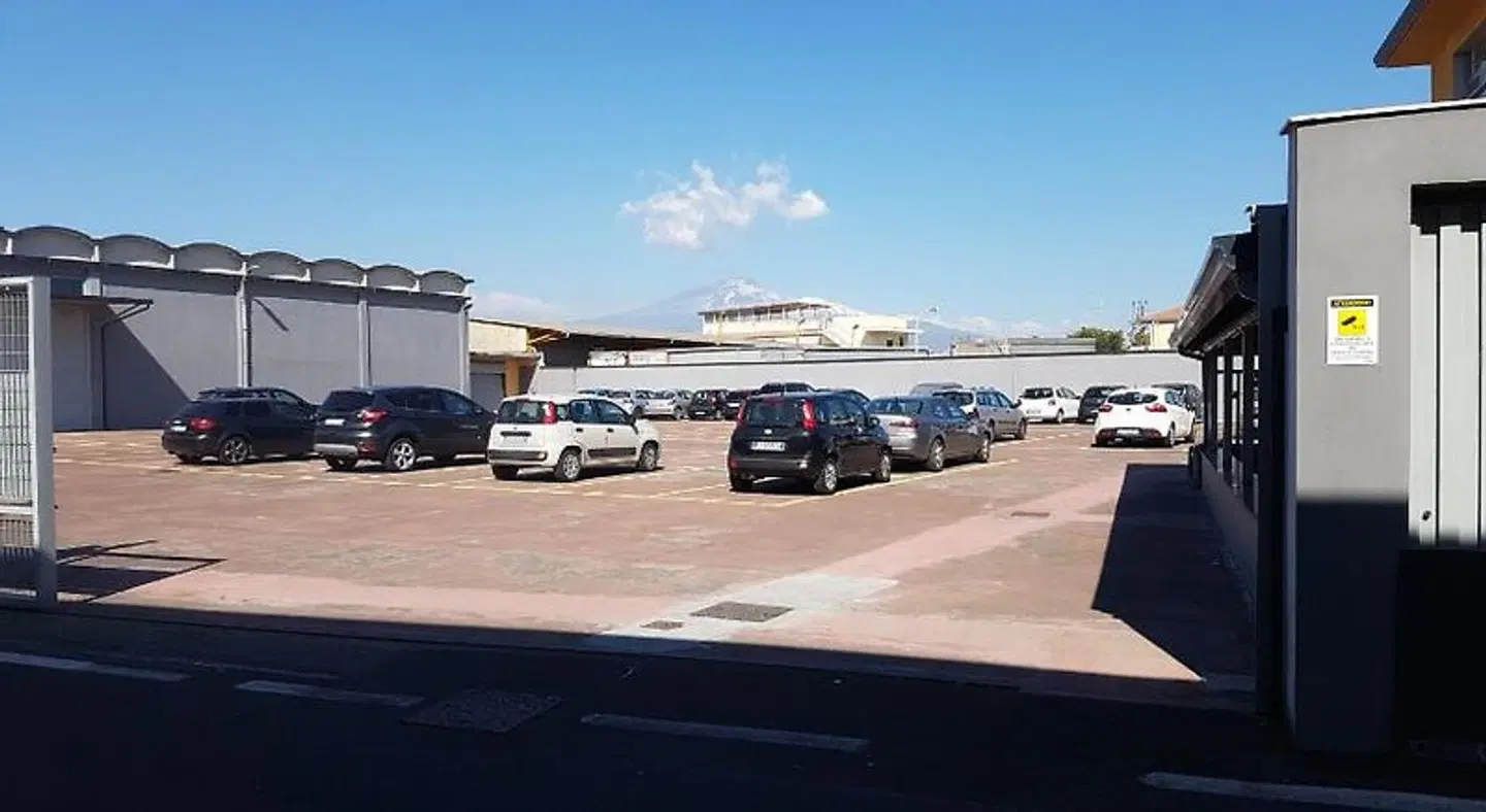 Etna Parking LANDSCAPE