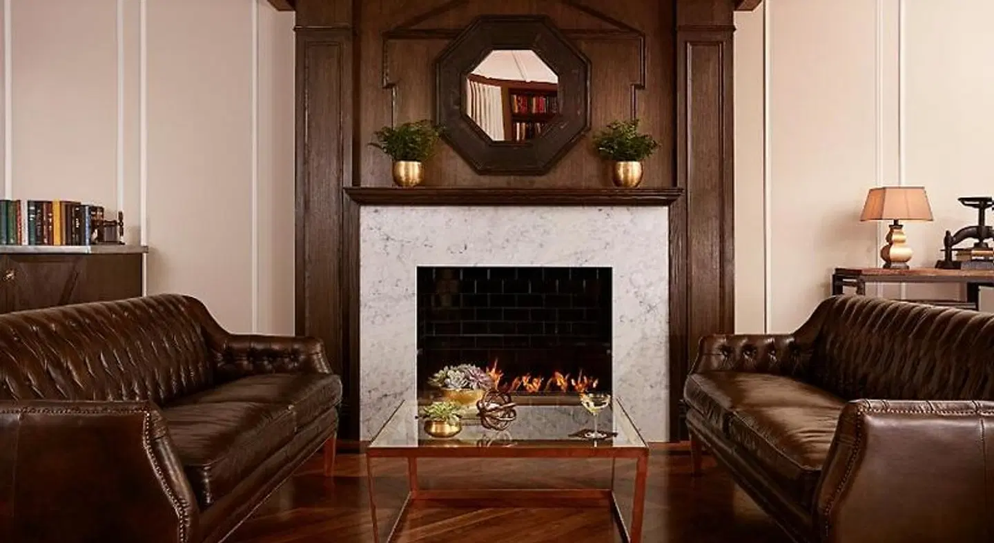 The Gregorian Hotel ROOM_EXAMPLE
