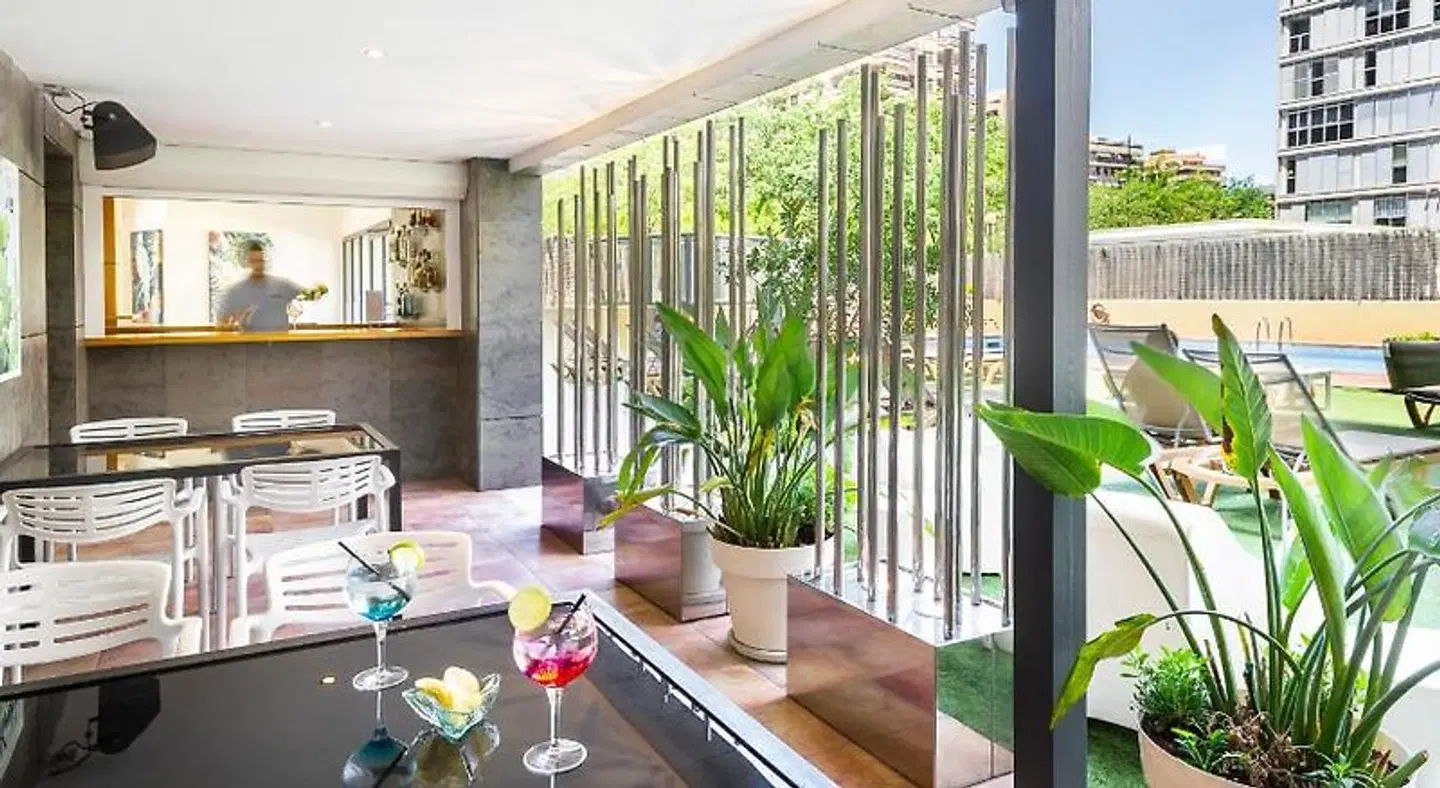 Hotel Valencia Oceanic ROOM_EXAMPLE