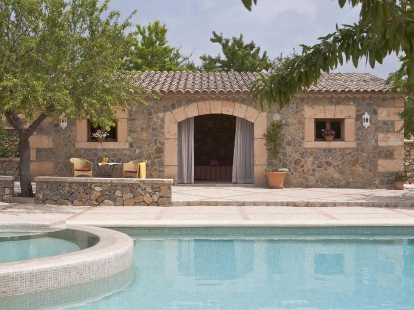 Finca Can Estades OUTDOOR_POOL