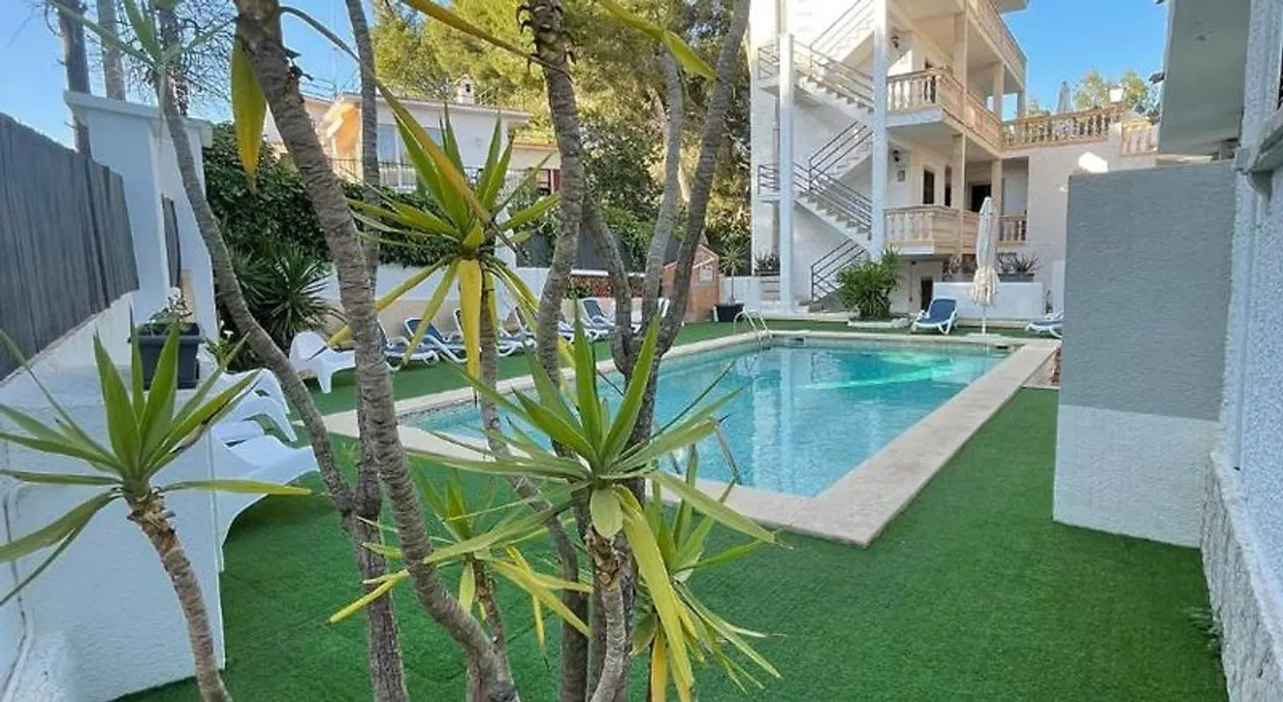 Don Carlos OUTDOOR_POOL