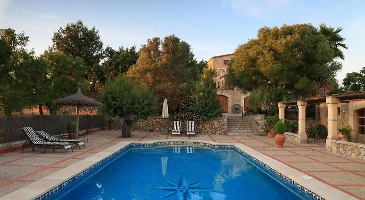 Son Malero OUTDOOR_POOL