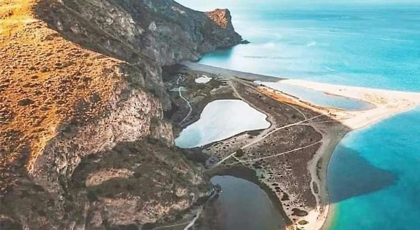 Mama Lina LANDSCAPE