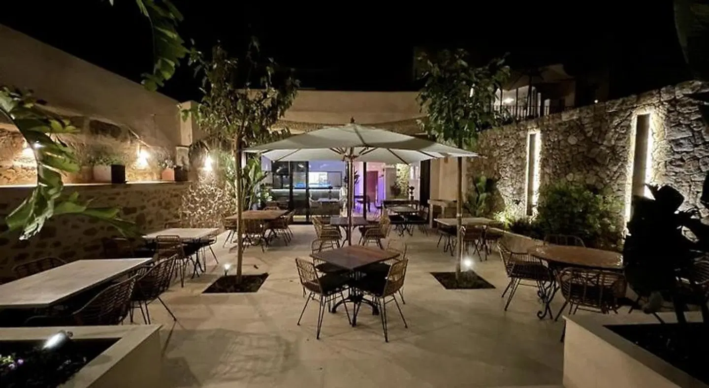 Petit Hotel C'an Mel Restaurant