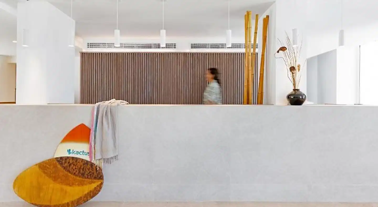 Flipflop Cala Mandia Lobby