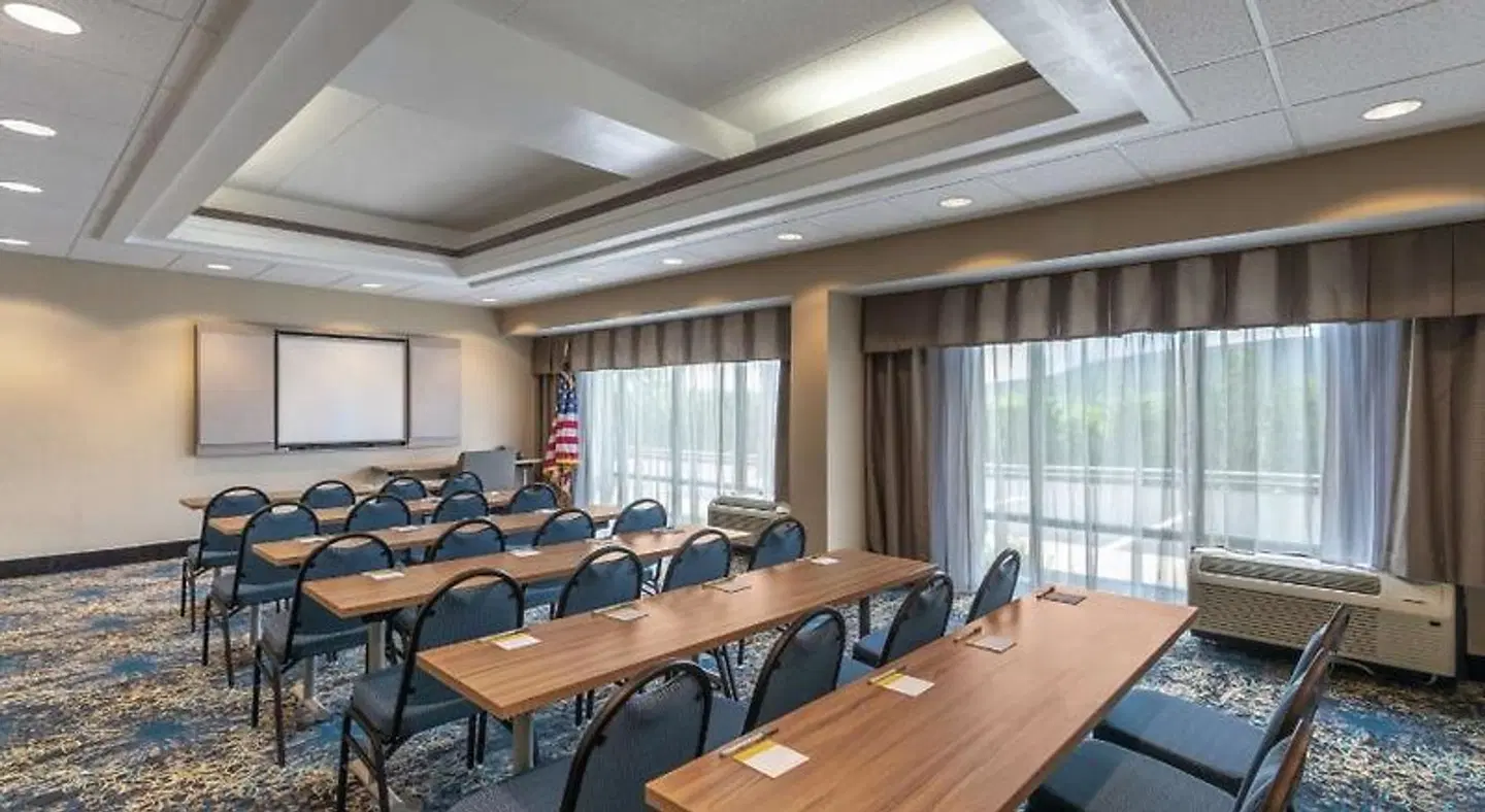 Hampton Inn Bedford Konferenz