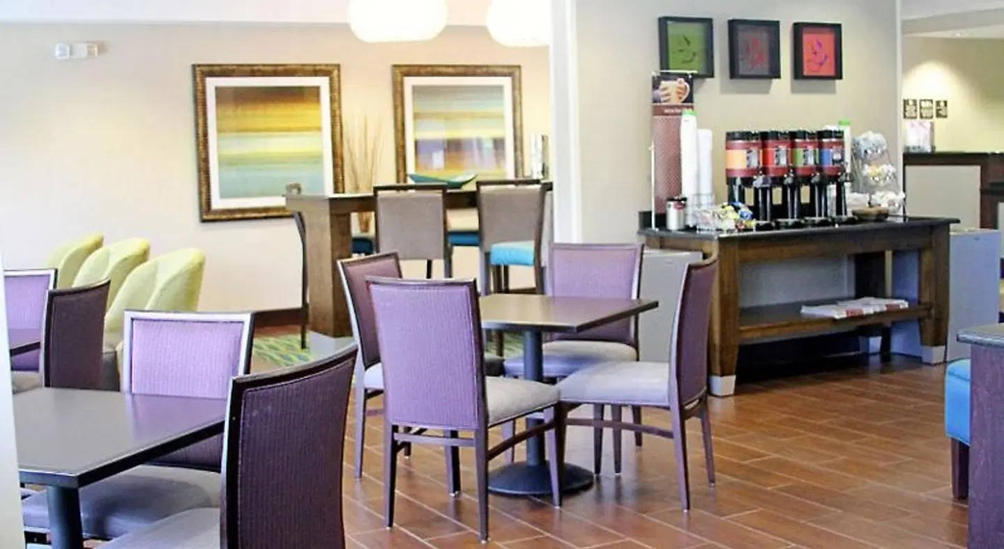 Hampton Inn Tampa/Rocky Point-Airport Restaurant