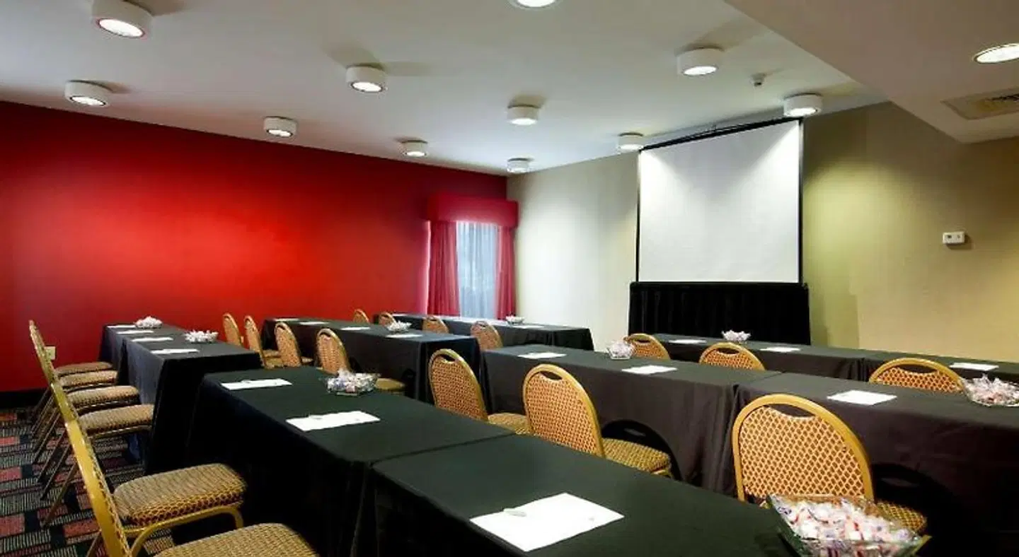Hampton Inn Woodbridge Konferenz