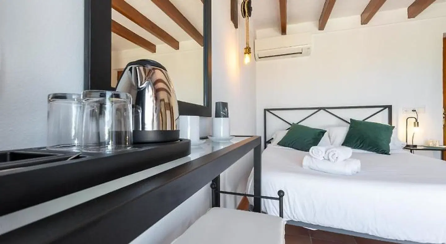 Hostal Restaurante Pou des Lleó Badezimmer