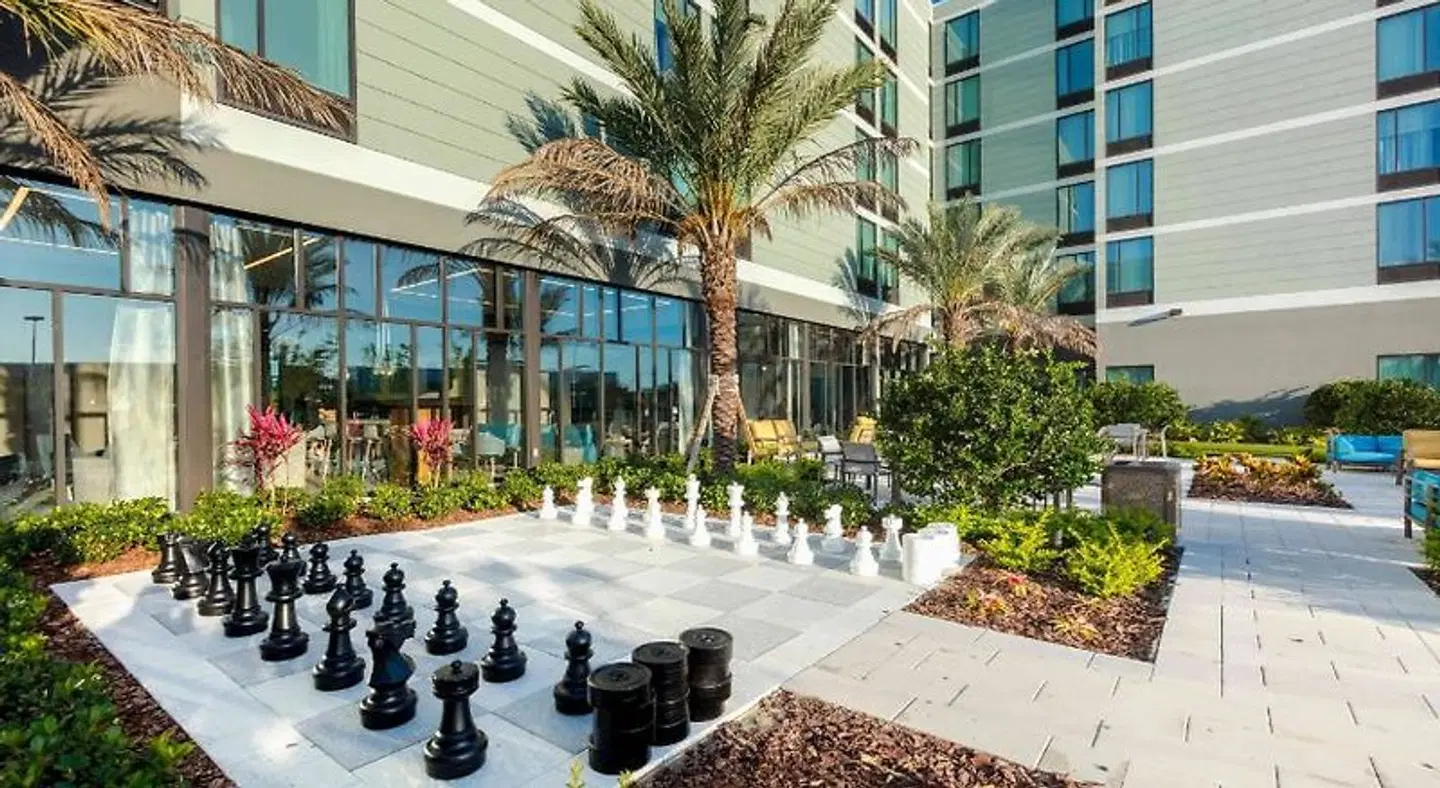 Residence Inn by Marriott Orlando at Millenia Terrasse