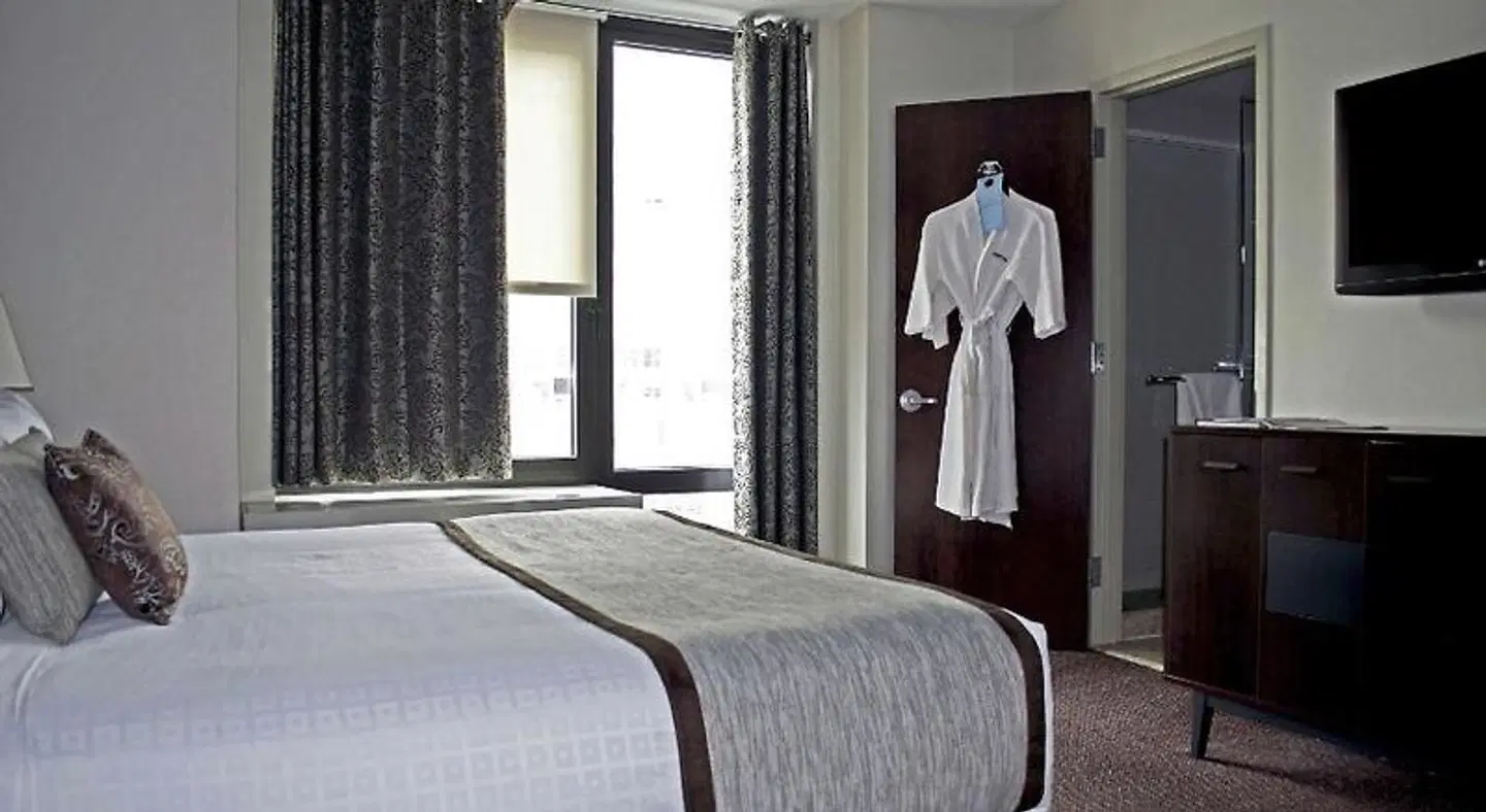 Distrikt Hotel New York City, Tapestry Collection by Hilton ROOM_EXAMPLE