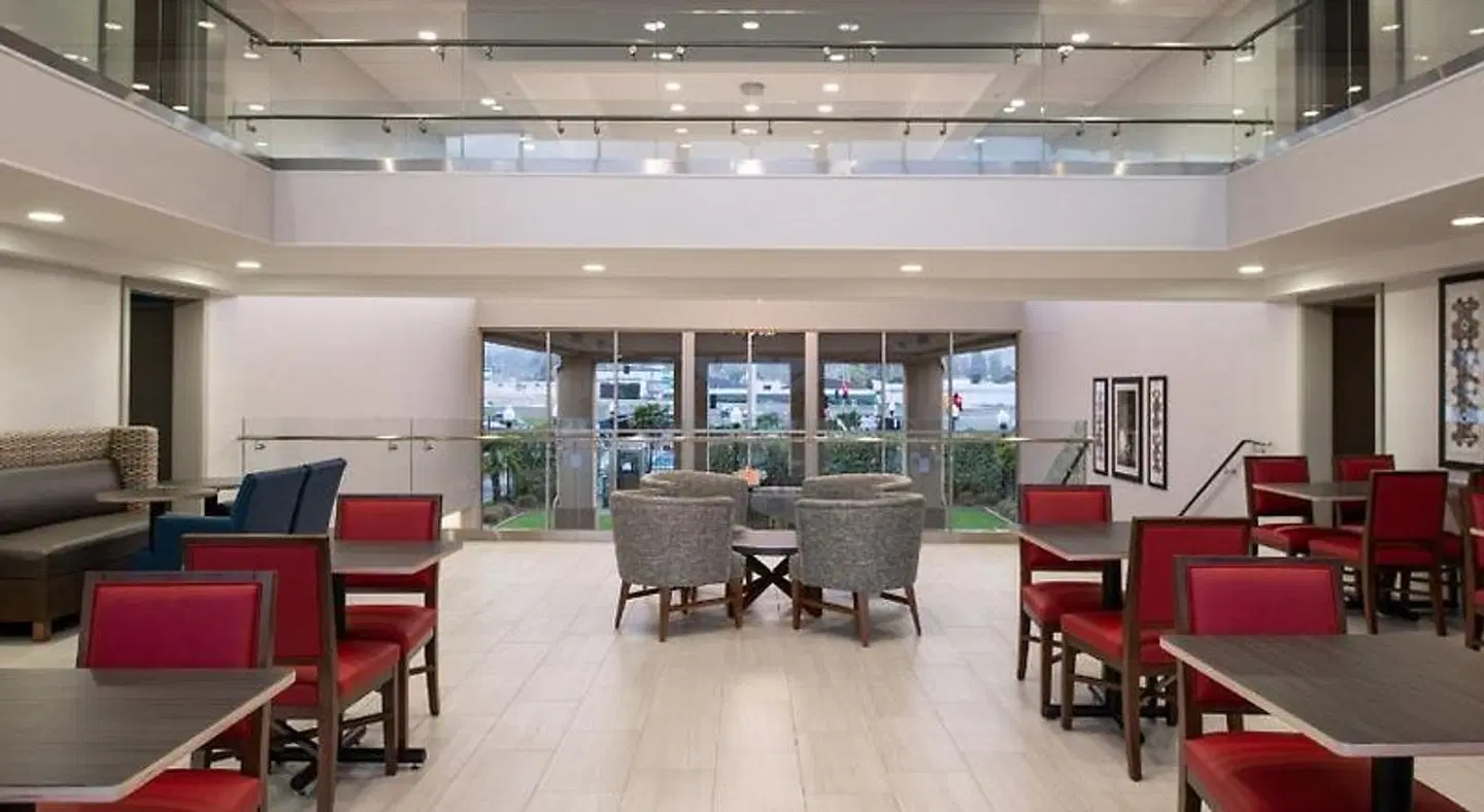 Holiday Inn Express San Francisco - Airport South by IHG LOUNGE_LOBBY