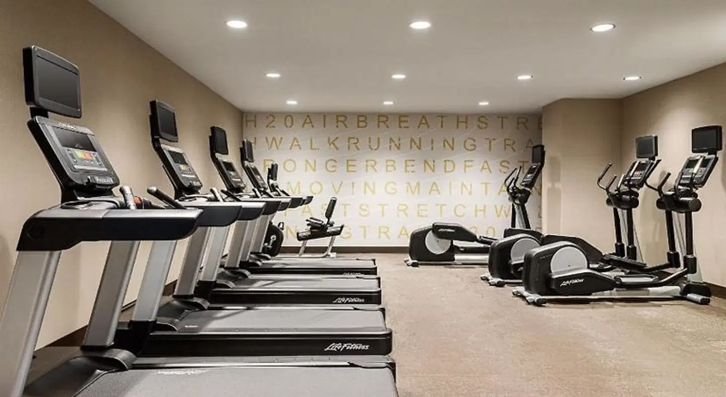 Residence Inn by Marriott New York JFK Airport SPORTS_AND_LEISURE
