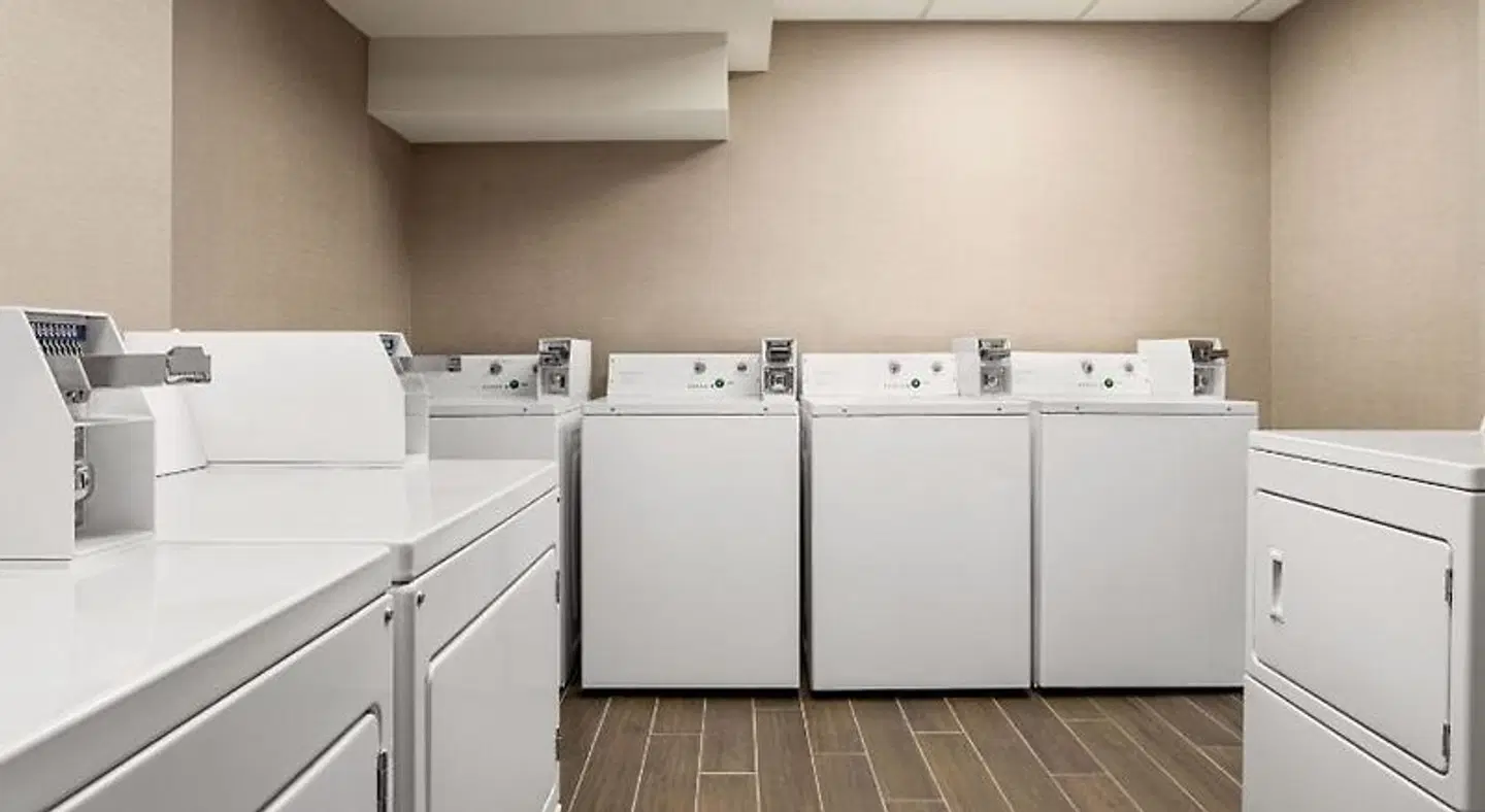 Residence Inn by Marriott New York JFK Airport Badezimmer