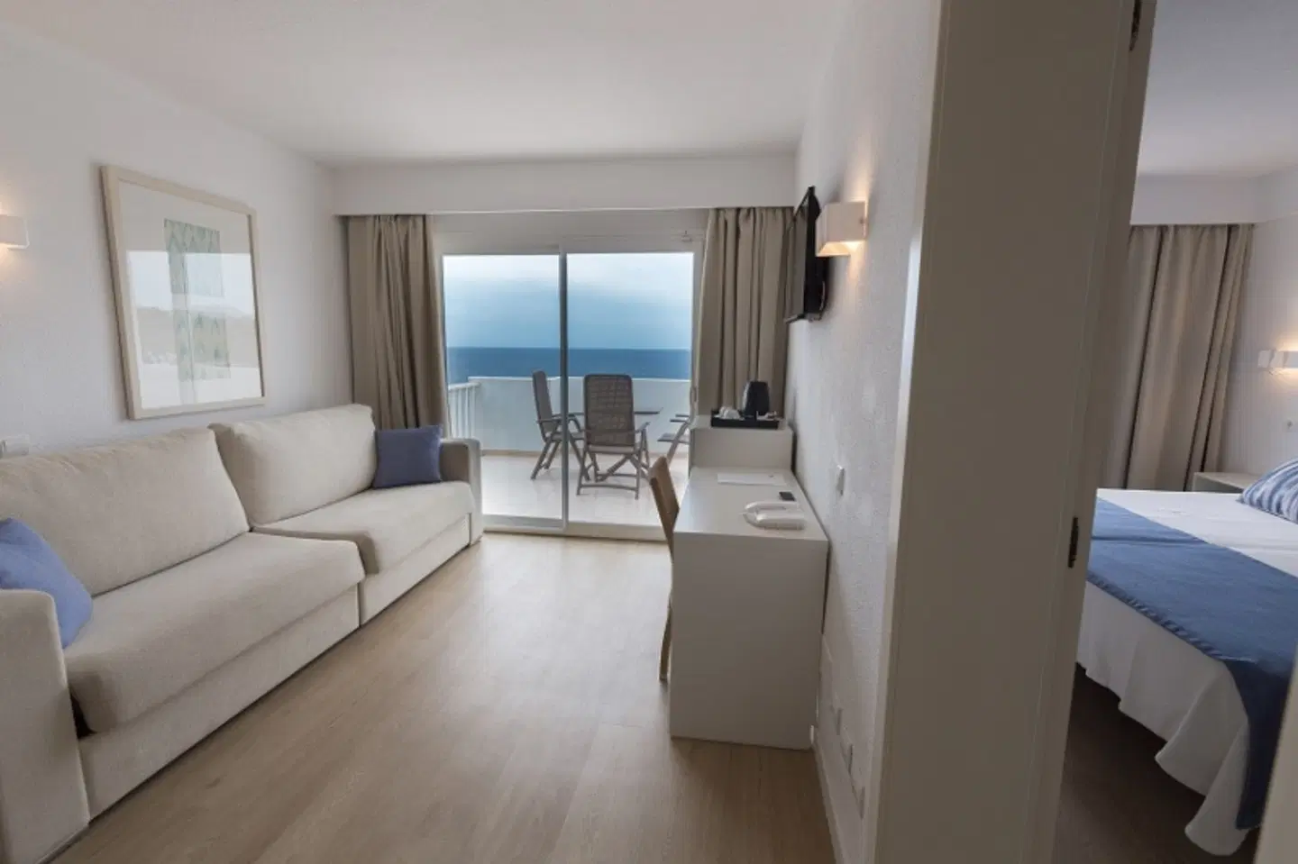 blau punta reina ROOM_EXAMPLE