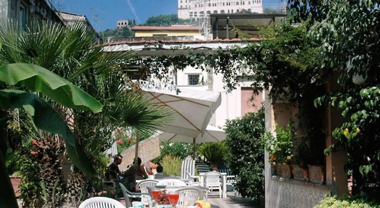 Hotel Toledo EXTERIOR