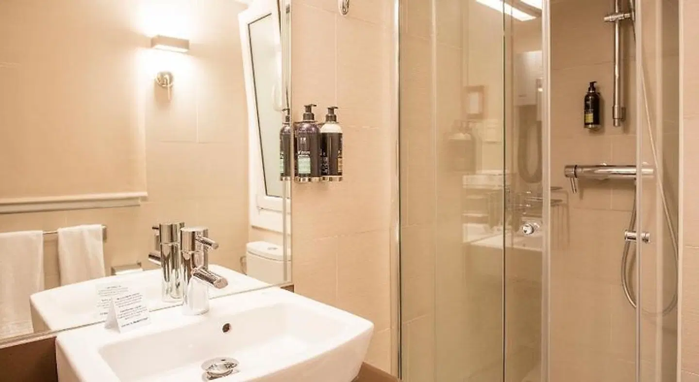 Aparthotel Silver Badezimmer