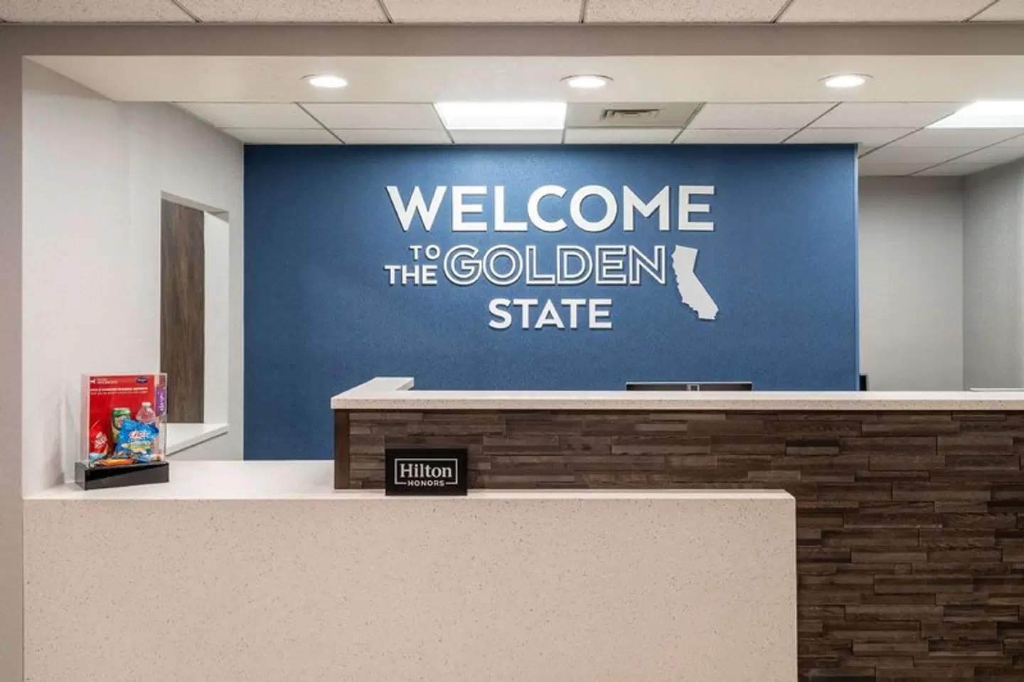 Hampton Inn & Suites Agoura Hills LOUNGE_LOBBY