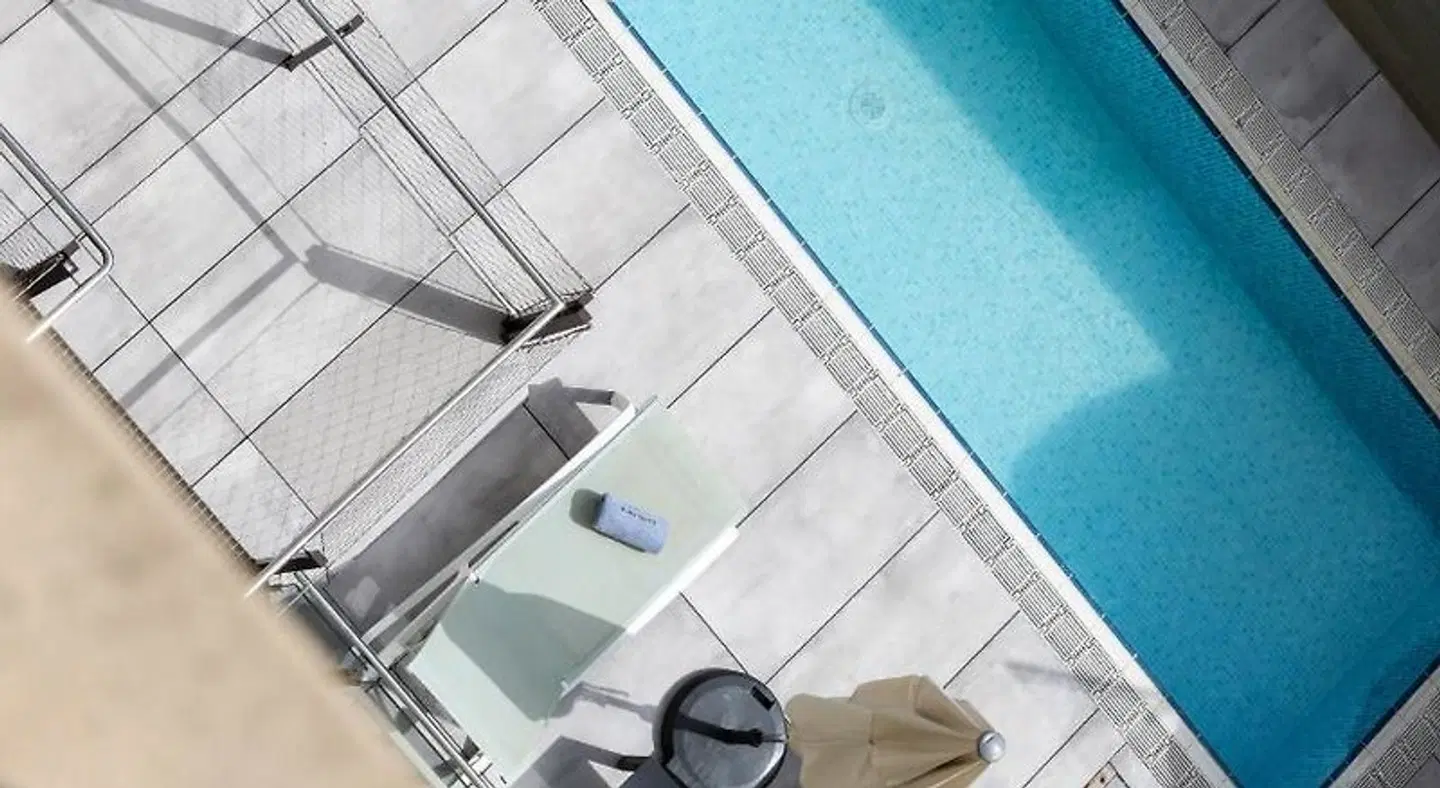 Catalonia Diagonal Centro OUTDOOR_POOL