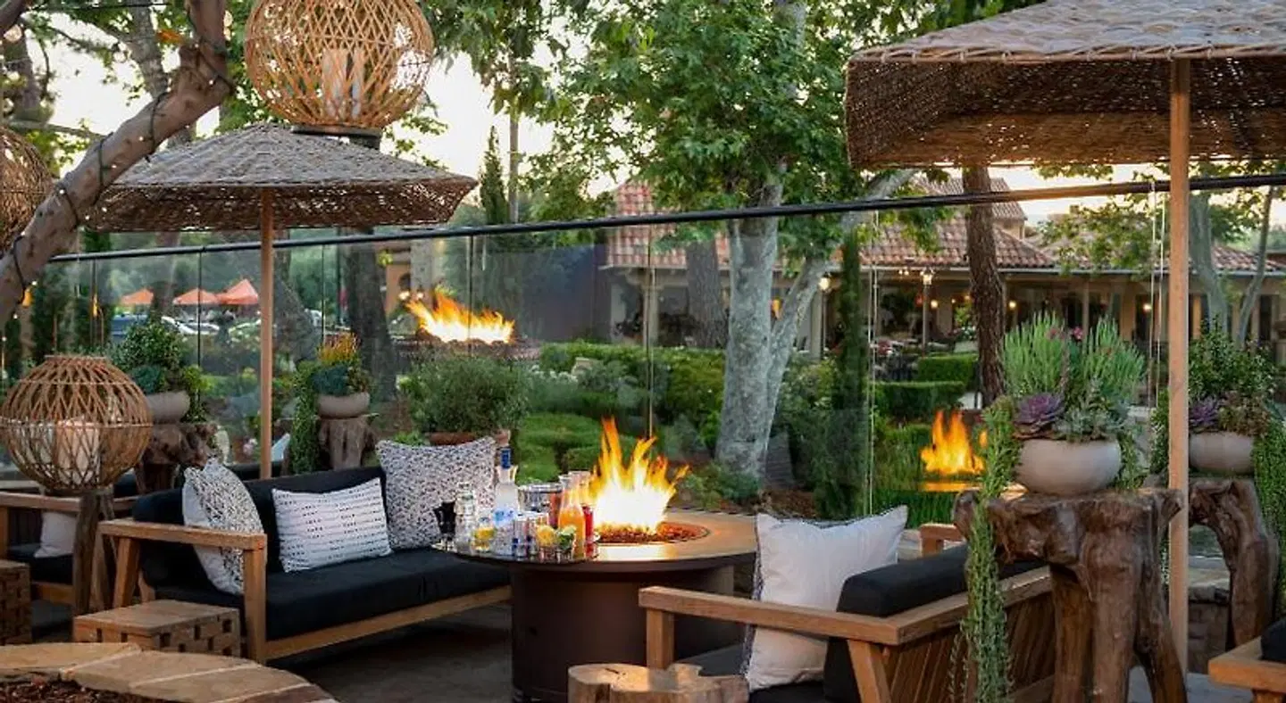 Westlake Village Inn Terrasse