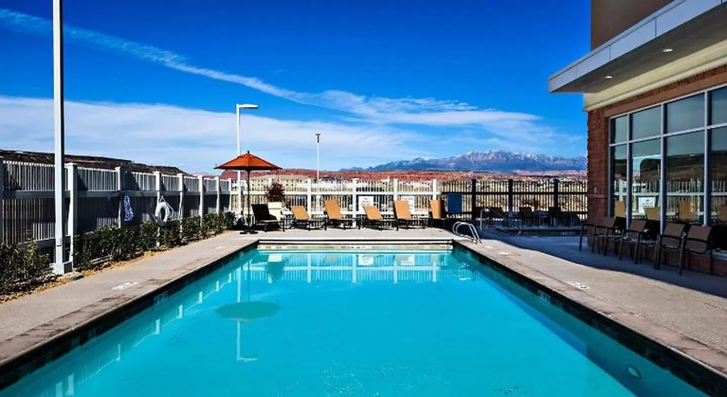 Holiday Inn St. George Conv Ctr by IHG OUTDOOR_POOL