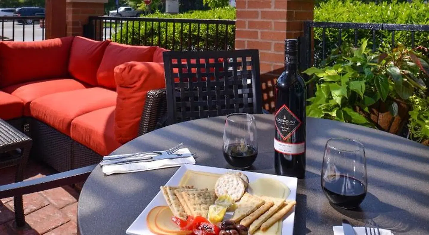 Hyatt Place Garden City Terrasse