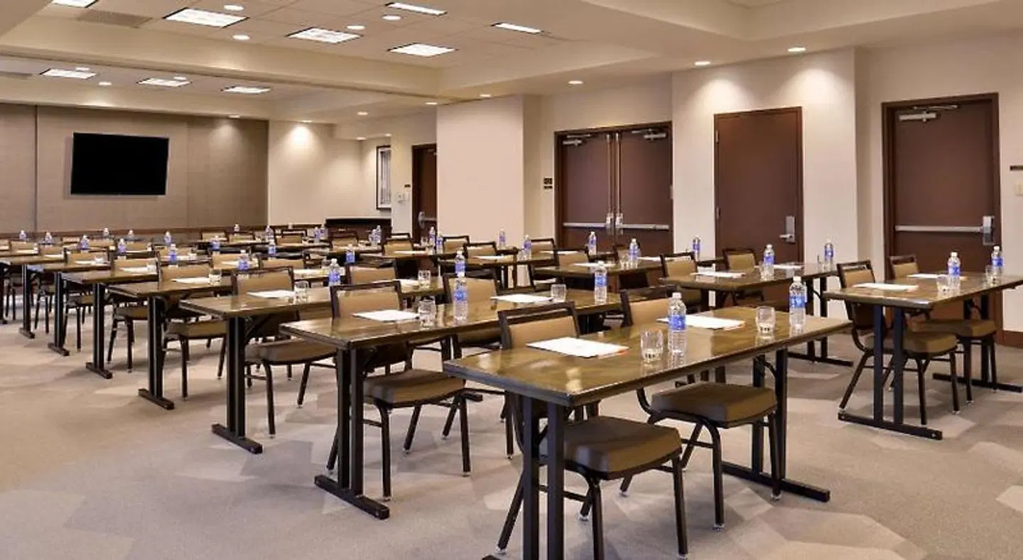 Hyatt Place Garden City Konferenz