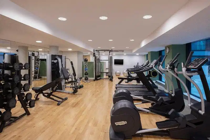 Staybridge Suites London - Heathrow Bath Road – Hotelfoto
