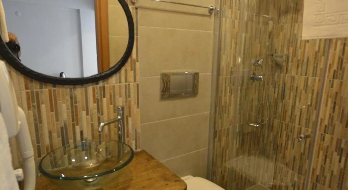 Beyaz Konak Otel Badezimmer