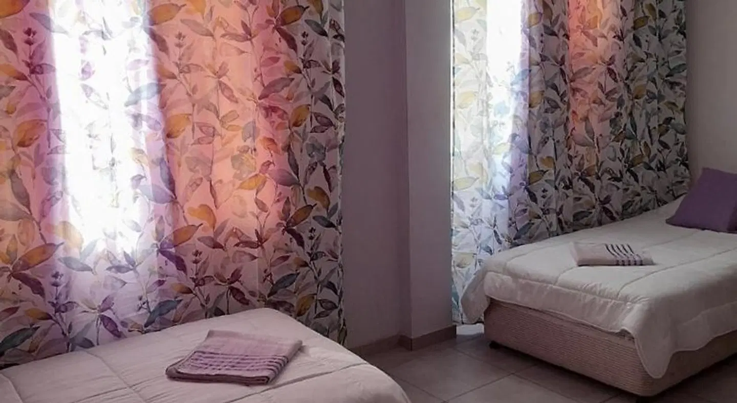 Onisillos Hotel ROOM_EXAMPLE