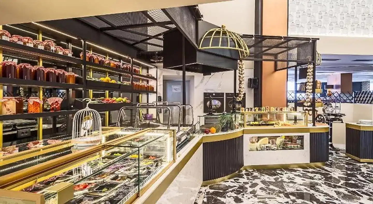 Stratos Vassilikos Bar