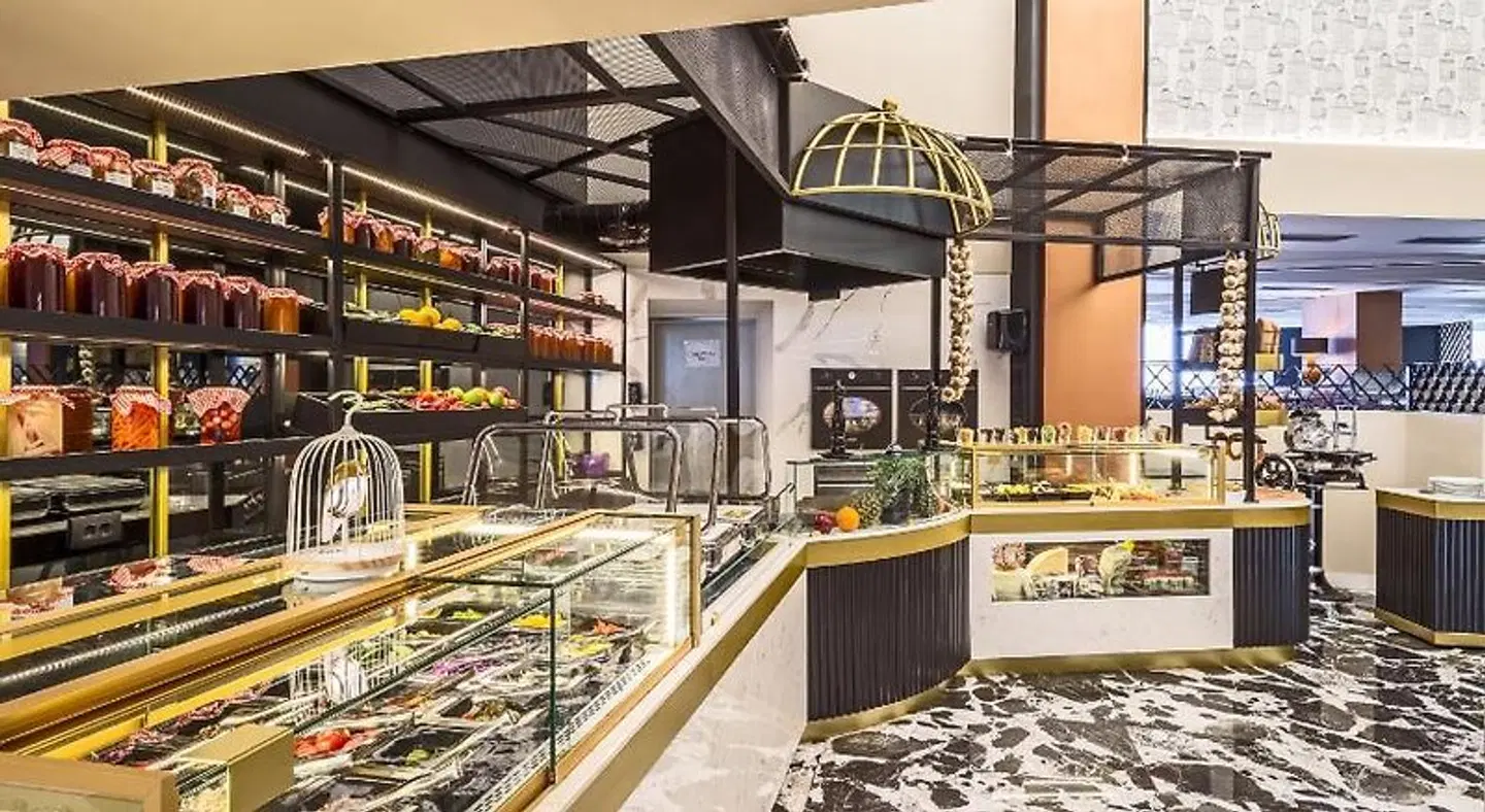 Stratos Vassilikos Bar