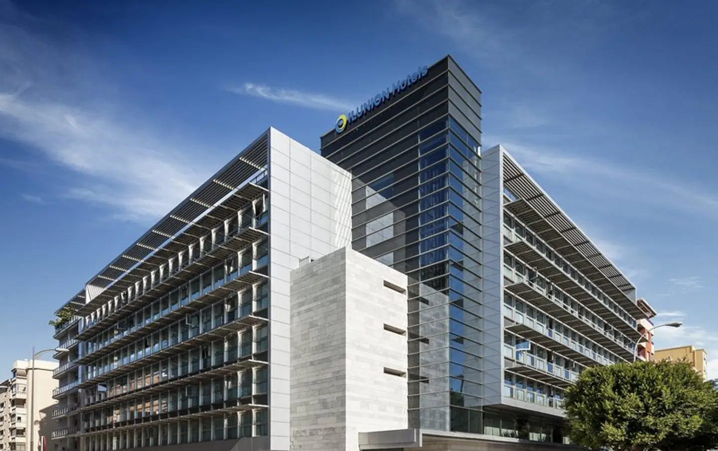 Hotel ILUNION Malaga EXTERIOR